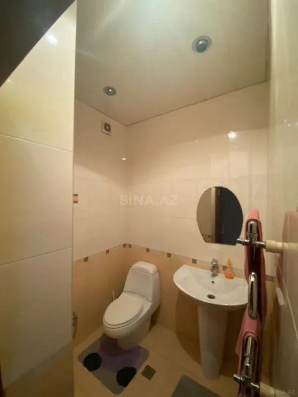 Satılır 3 otaqlı mənzil 136 m²