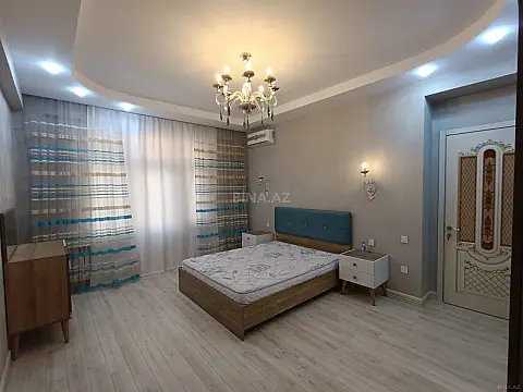 Kirayə verilir 3 otaqlı mənzil 140 m²