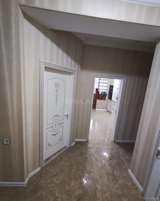 Satılır 2 otaqlı mənzil 86 m²