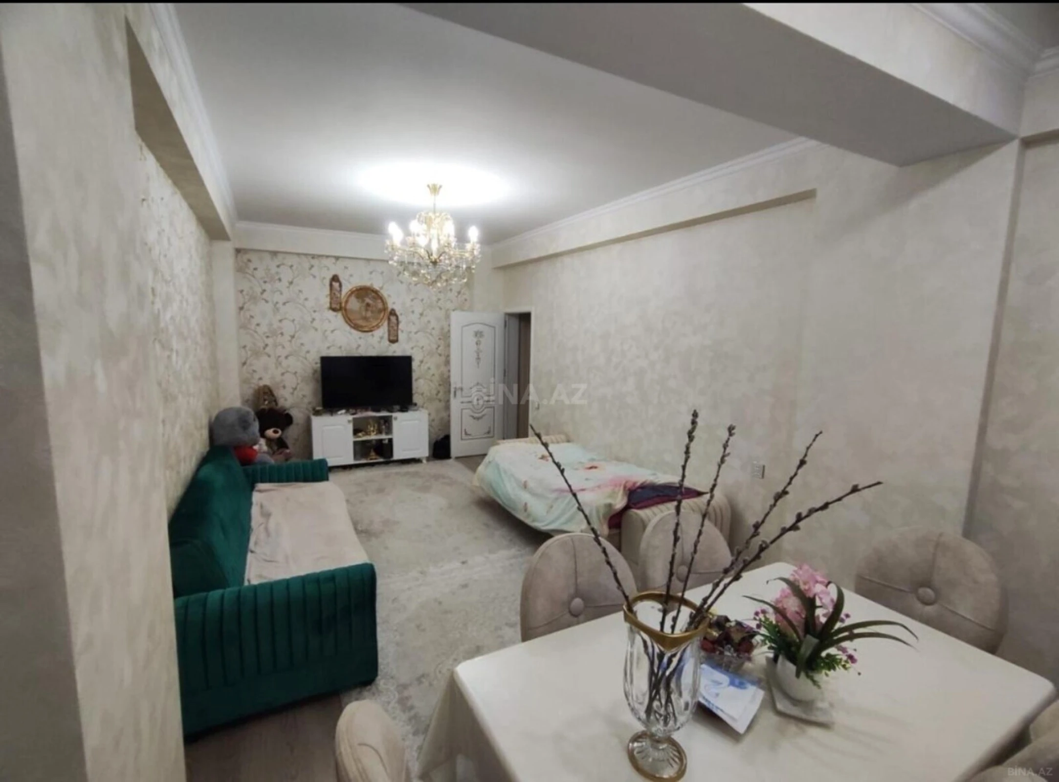 Satılır 2 otaqlı mənzil 86 m²