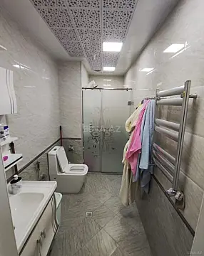 Satılır 2 otaqlı mənzil 86 m²