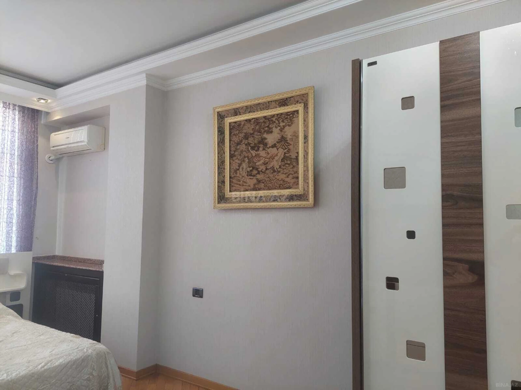 Kirayə verilir 2 otaqlı mənzil 100 m²