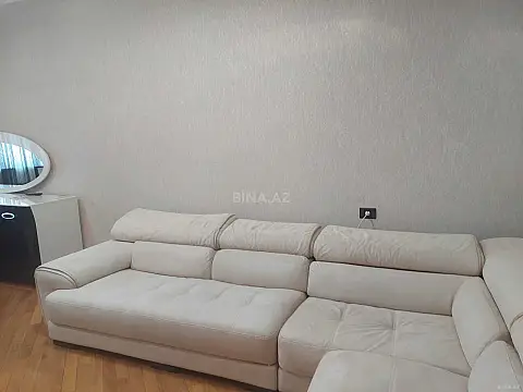 Kirayə verilir 2 otaqlı mənzil 100 m²