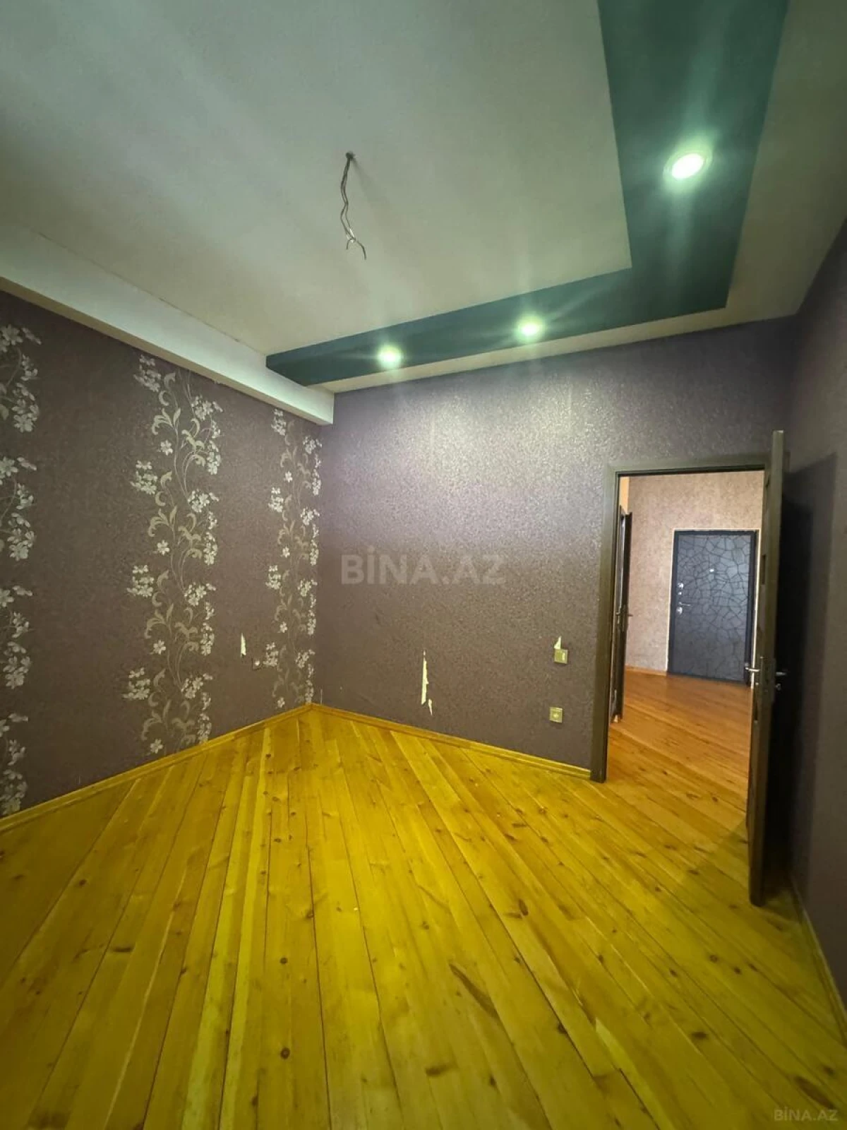 Satılır 2 otaqlı mənzil 78 m²