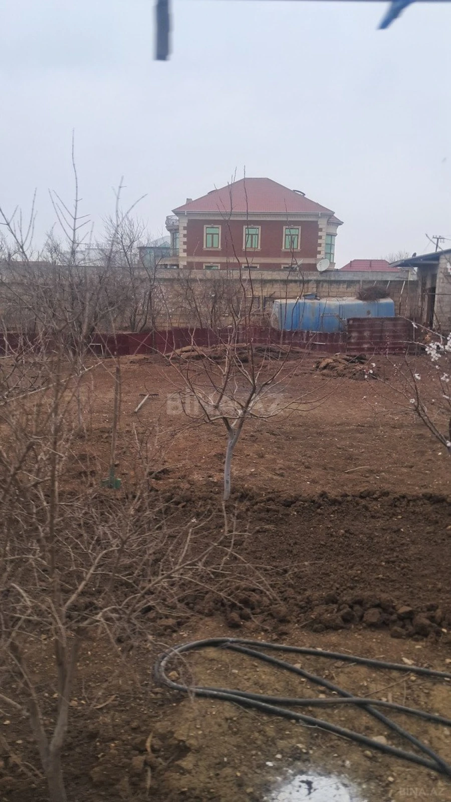 Satılır torpaq sahəsi 4 m²