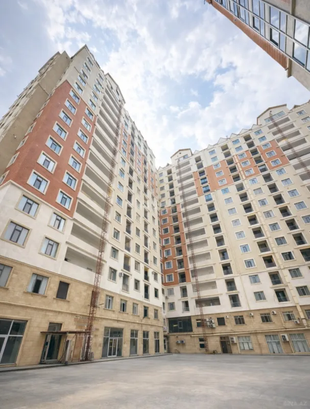 Satılır 2 otaqlı mənzil 85 m²