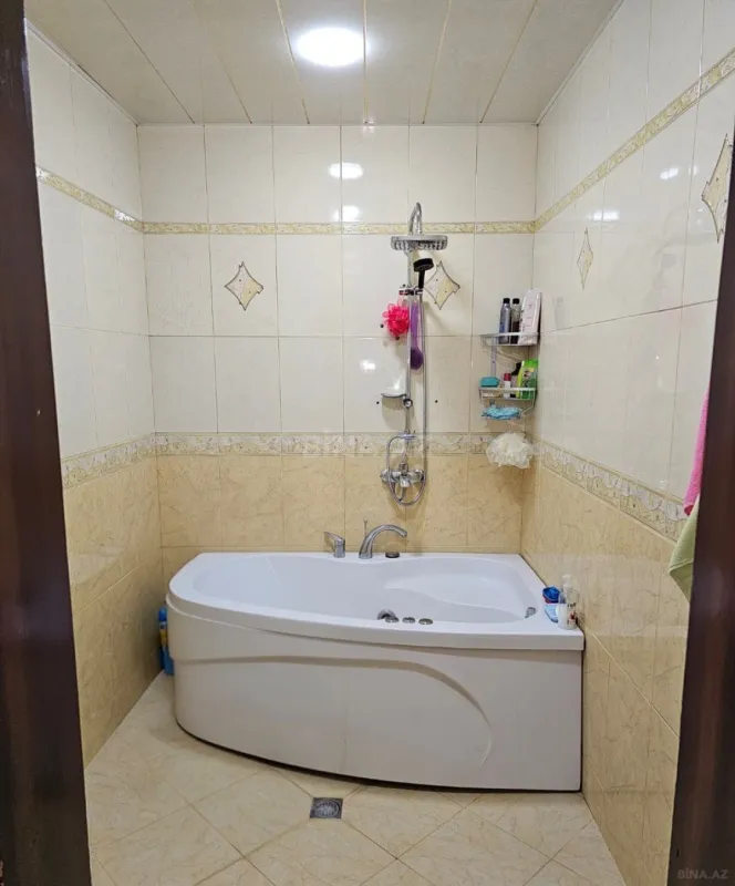 Satılır 3 otaqlı mənzil 84 m²