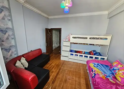 Satılır 3 otaqlı mənzil 84 m²