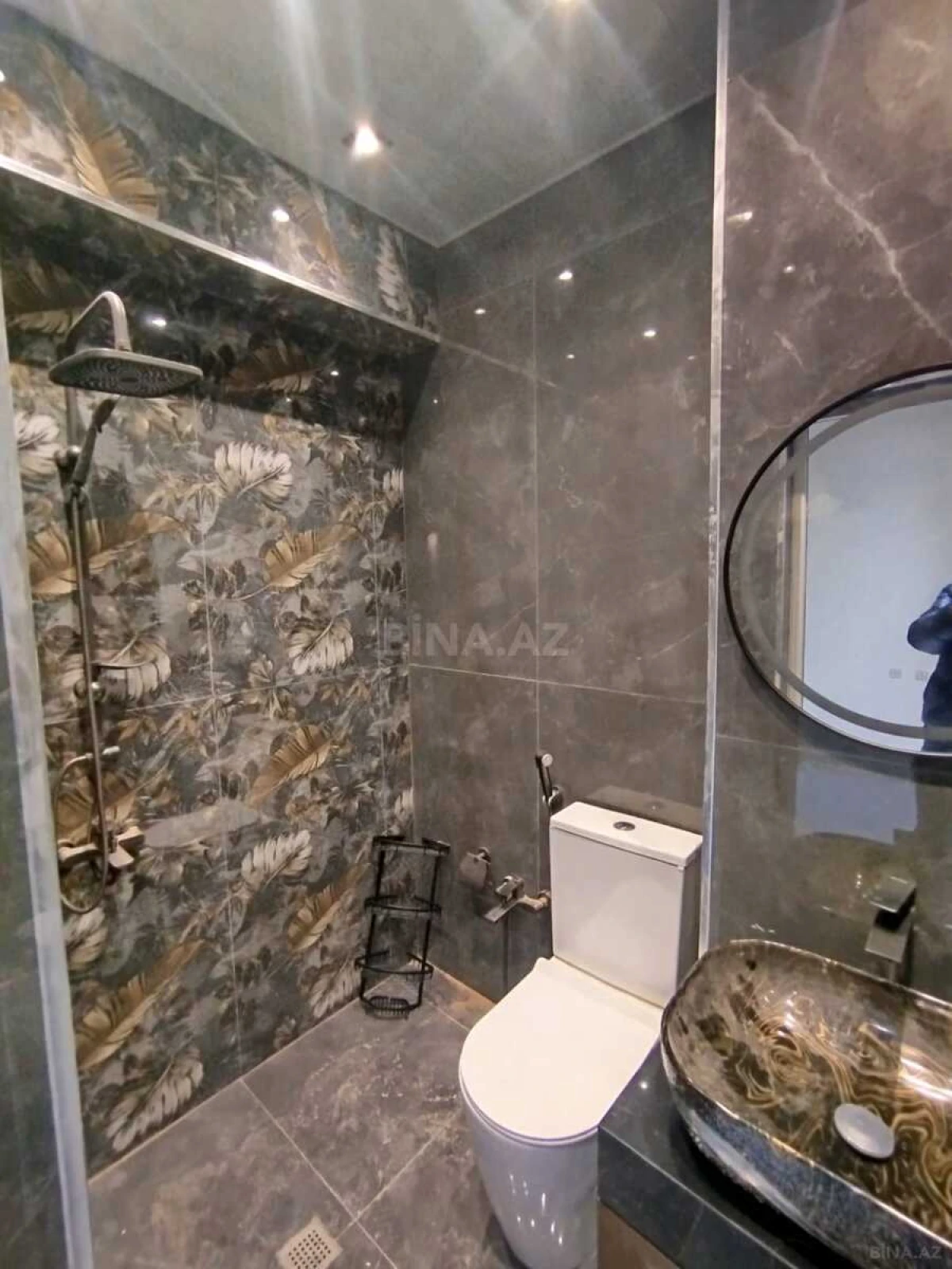 Satılır 2 otaqlı mənzil 62 m²