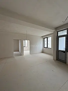 Satılır 2 otaqlı mənzil 81 m²