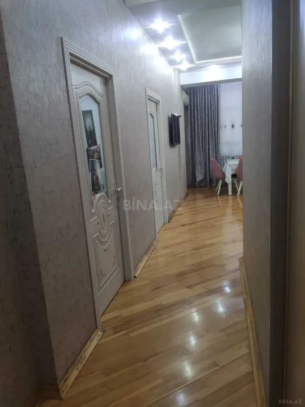 Satılır 2 otaqlı mənzil 69.6 m²