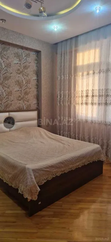 Satılır 2 otaqlı mənzil 69.6 m²
