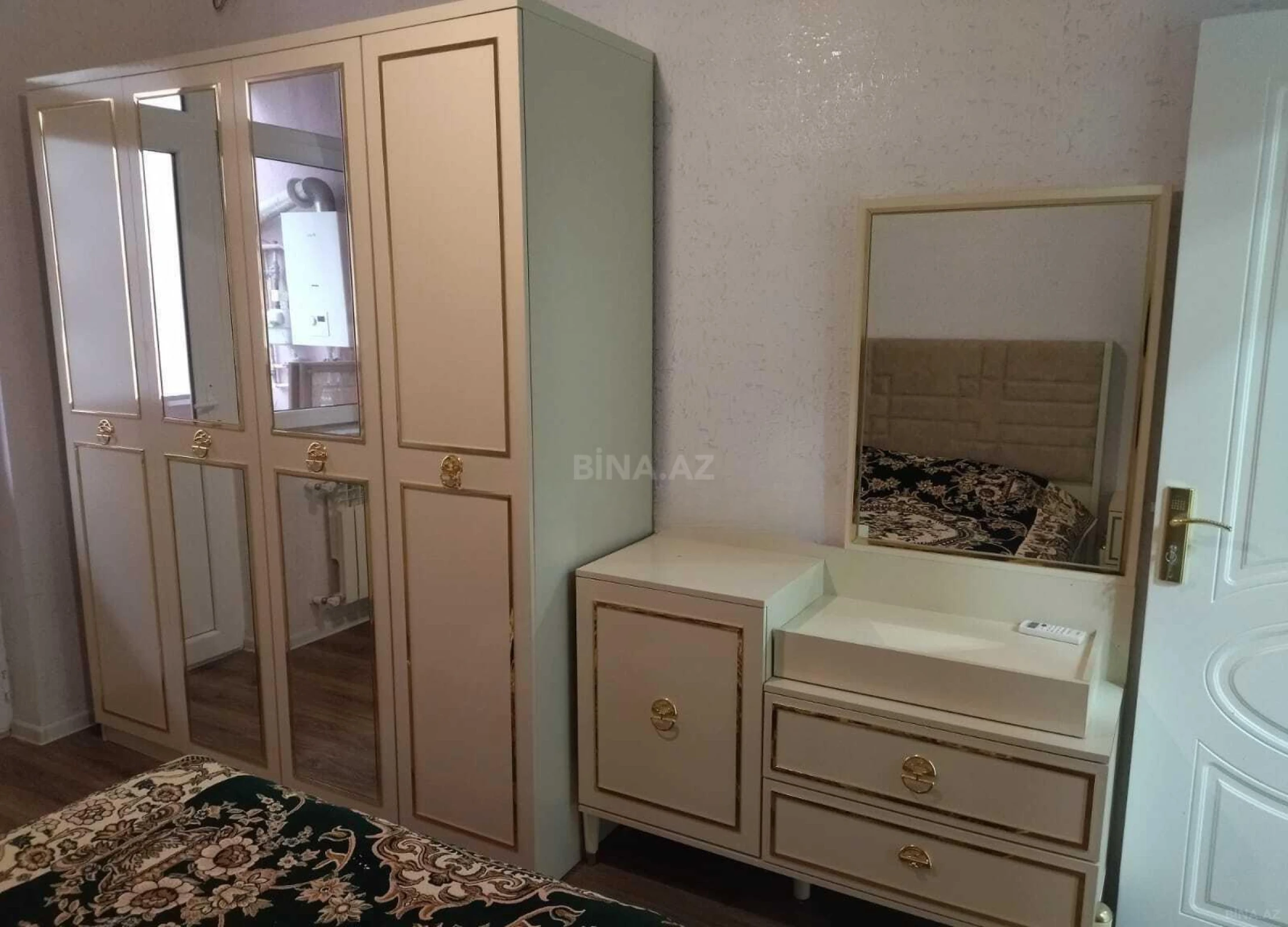Kirayə verilir 2 otaqlı mənzil 55 m²