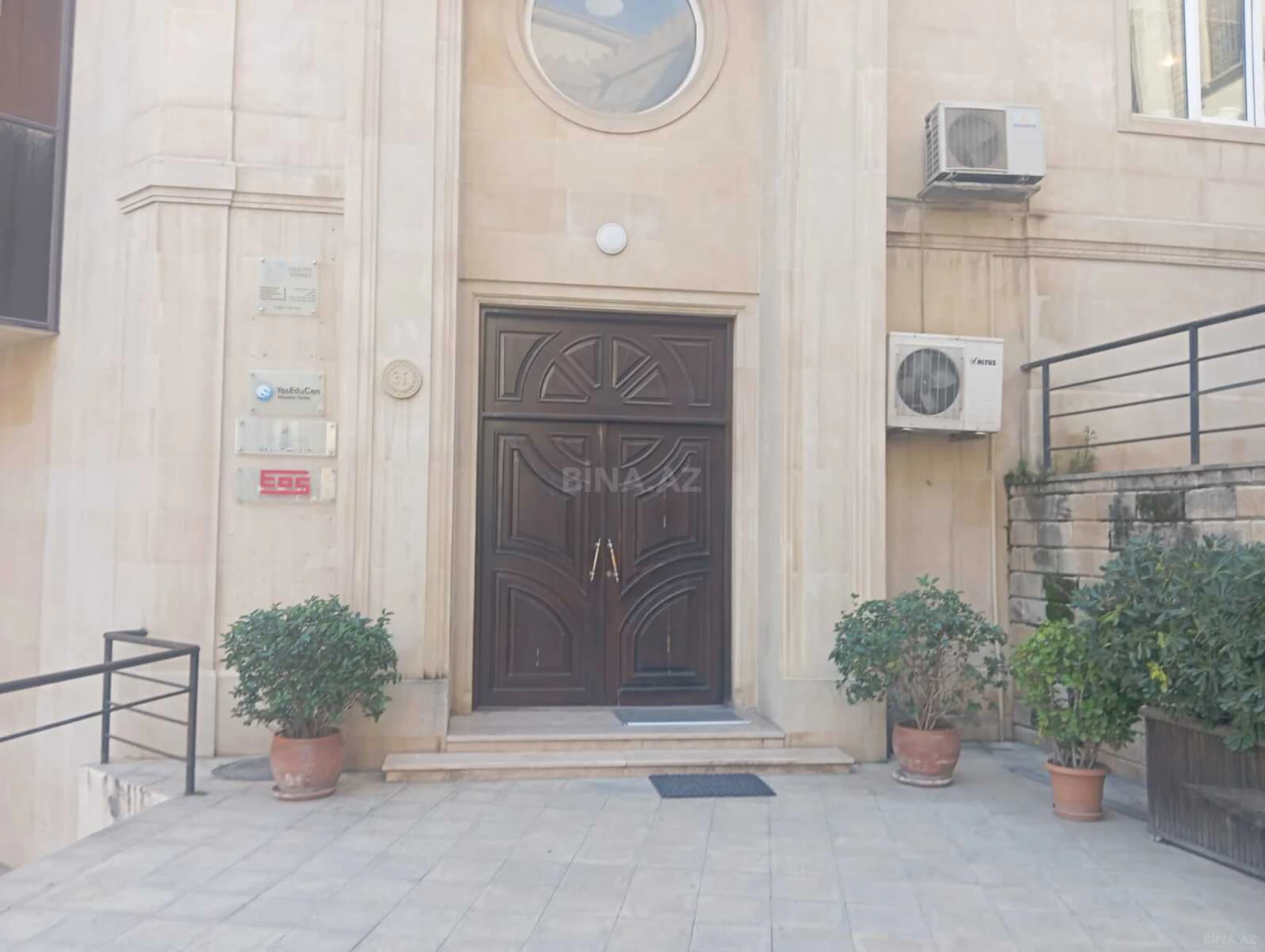 Kirayə verilir obyekt 120 m²