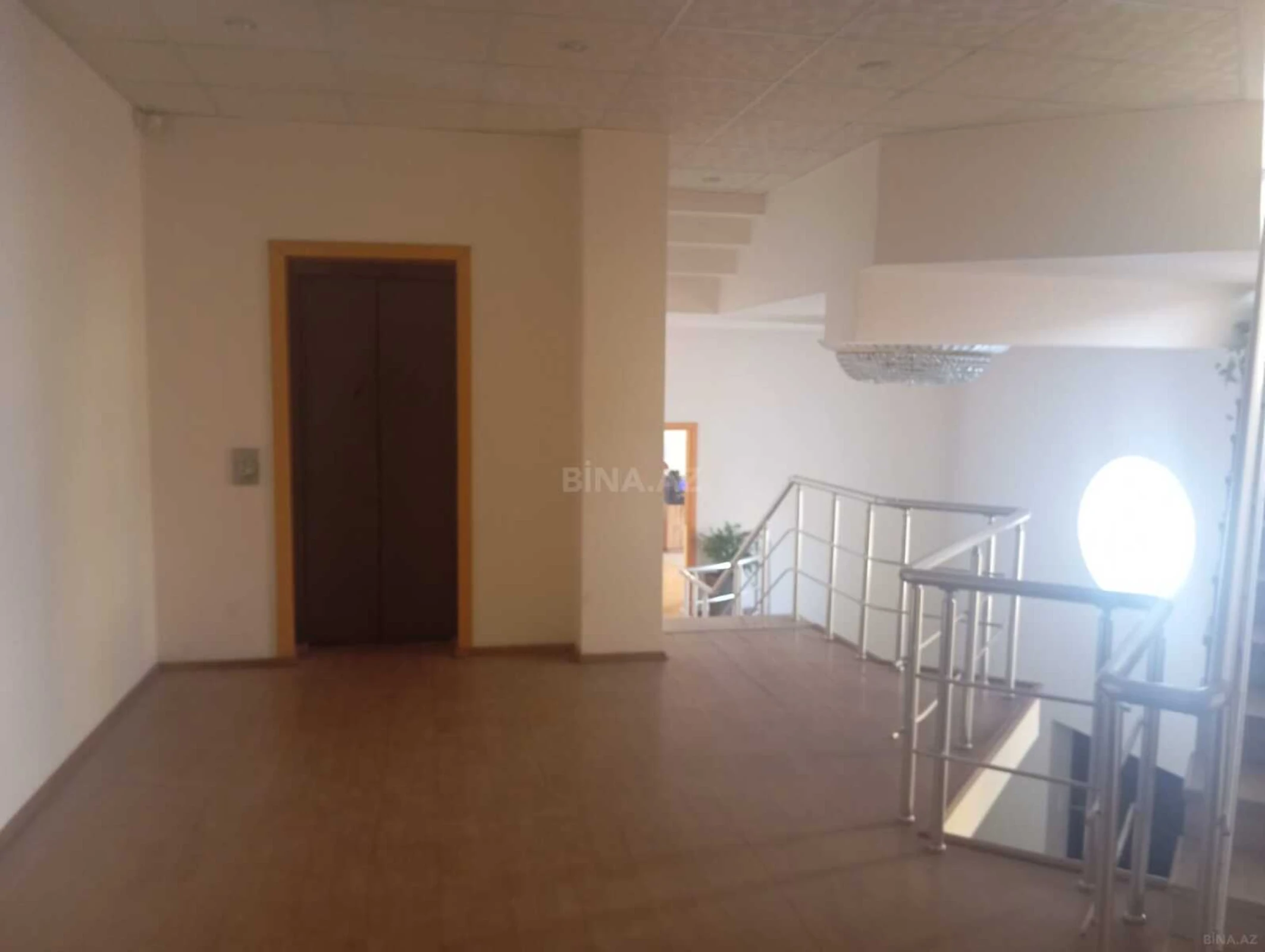 Kirayə verilir obyekt 120 m²