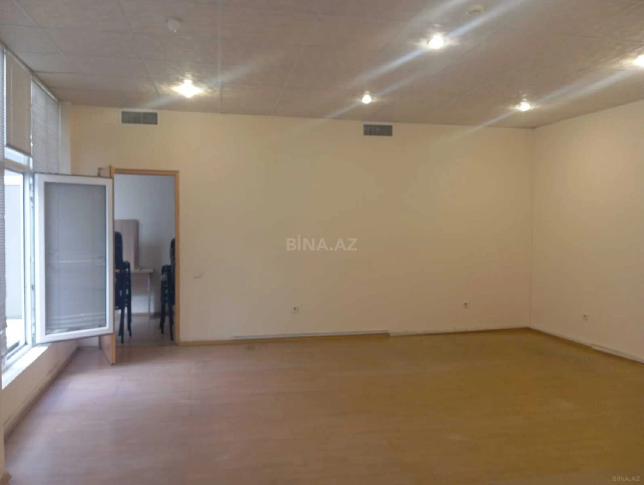 Kirayə verilir obyekt 120 m²