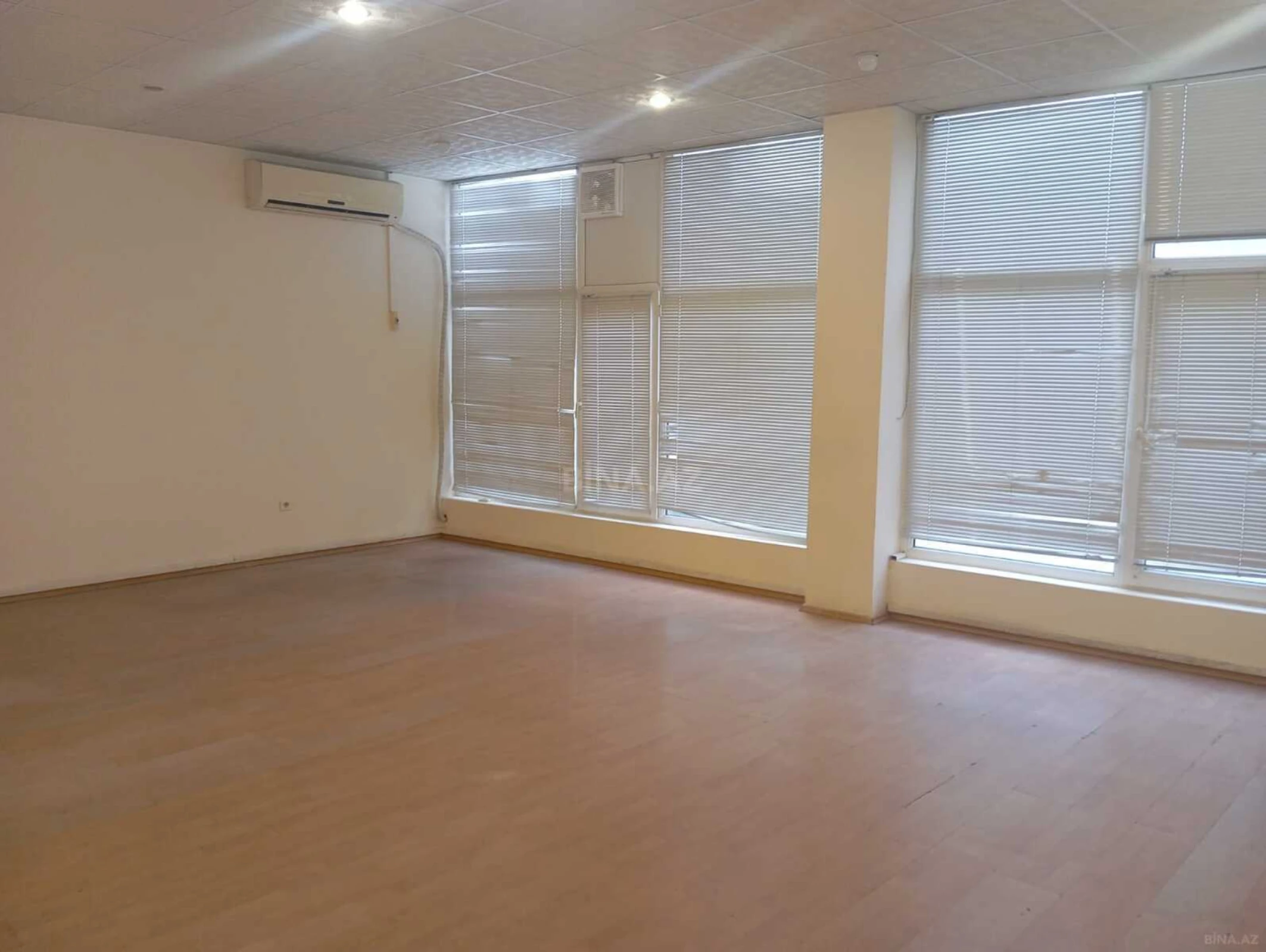 Kirayə verilir obyekt 120 m²