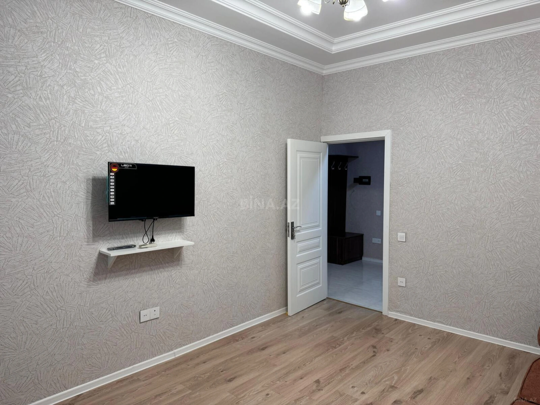 Kirayə verilir 2 otaqlı mənzil 58 m²
