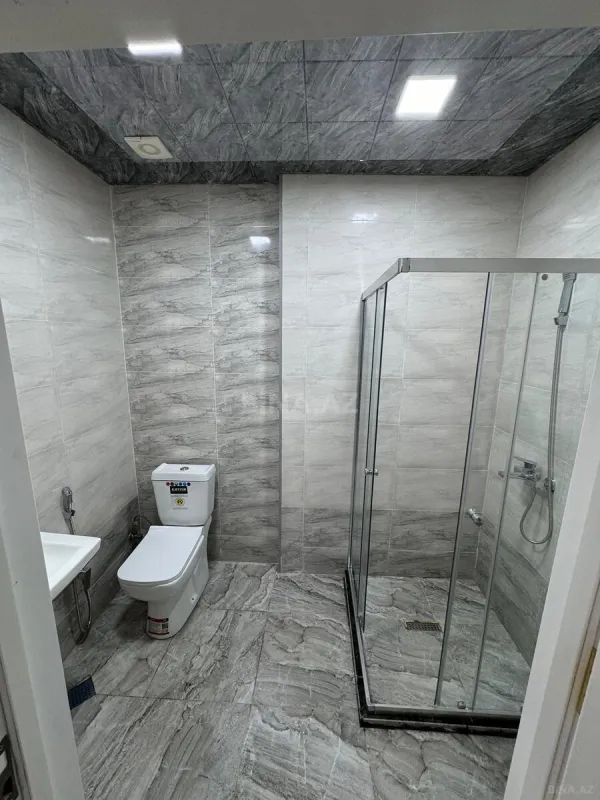 Kirayə verilir 2 otaqlı mənzil 58 m²