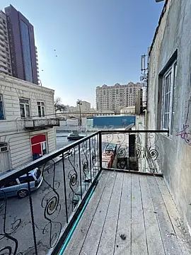Satılır 2 otaqlı mənzil 32 m²