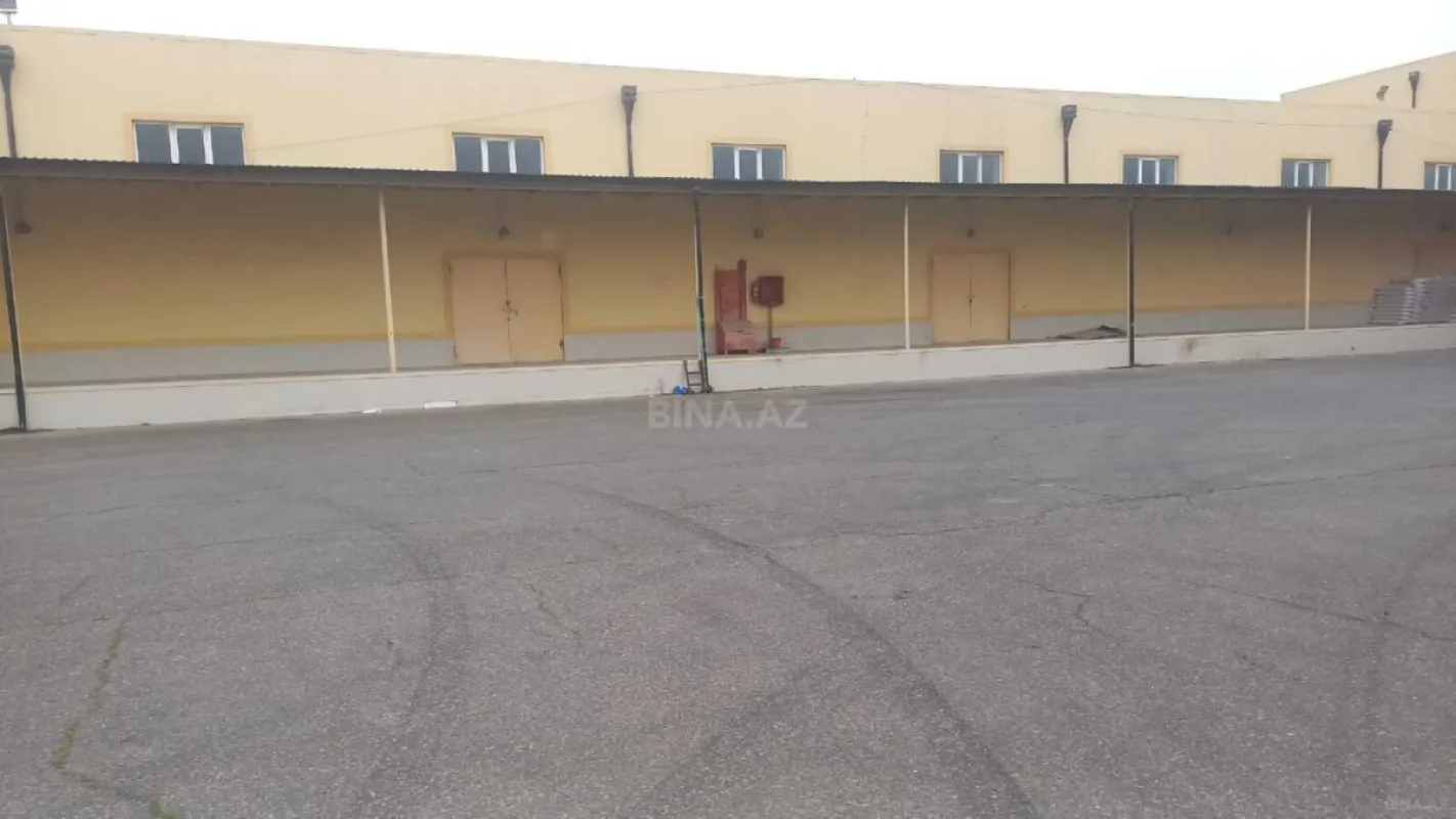 Kirayə verilir obyekt 3500 m²