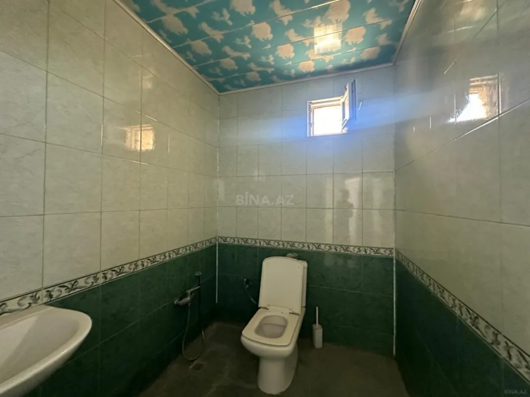 Satılır 6 otaqlı həyət evi 235 m²