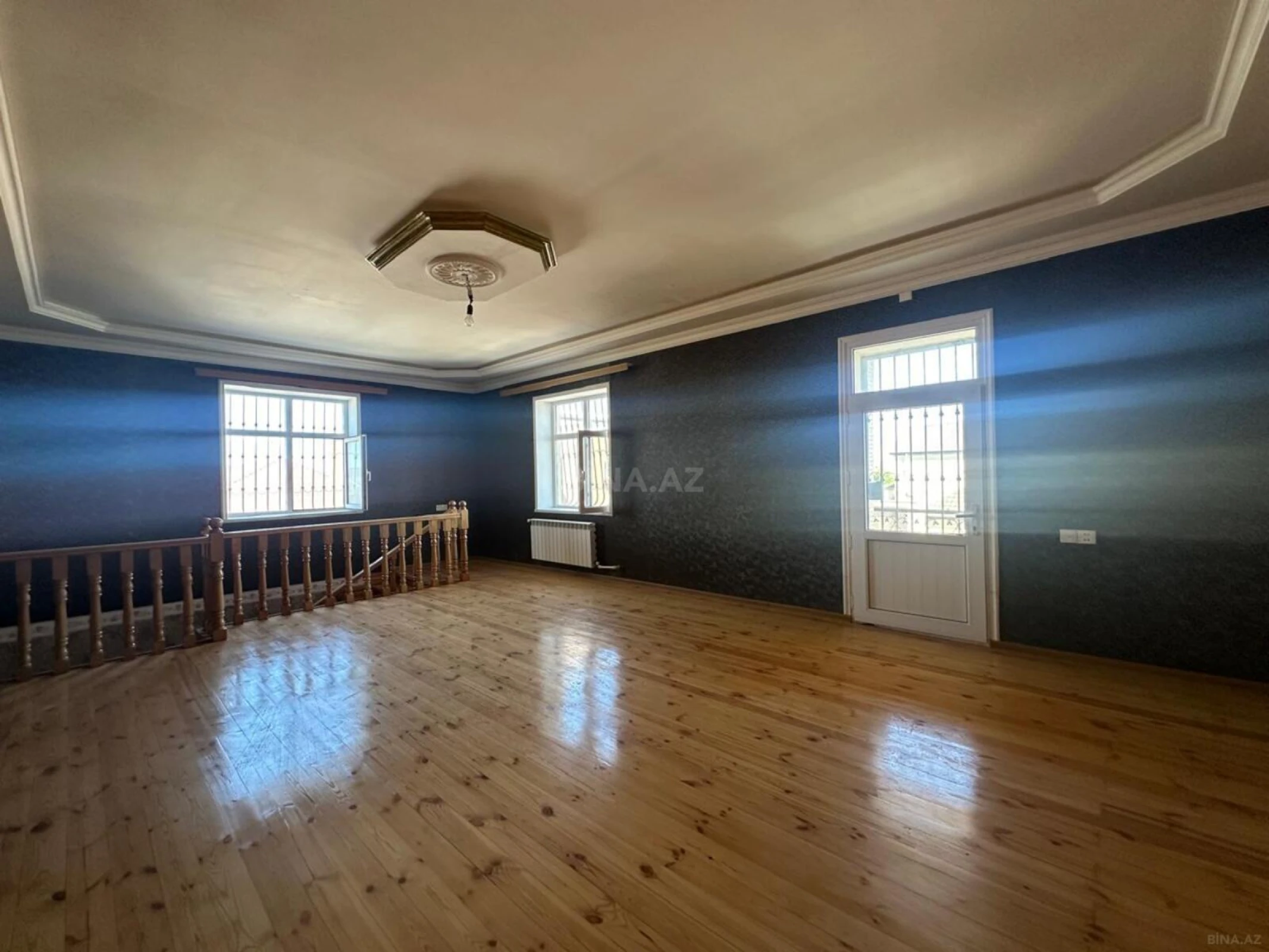 Satılır 6 otaqlı həyət evi 235 m²