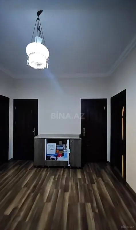 Satılır 3 otaqlı mənzil 106 m²
