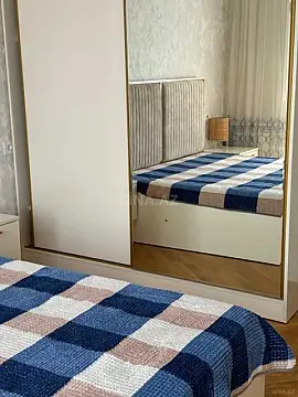 Kirayə verilir 2 otaqlı mənzil 80 m²