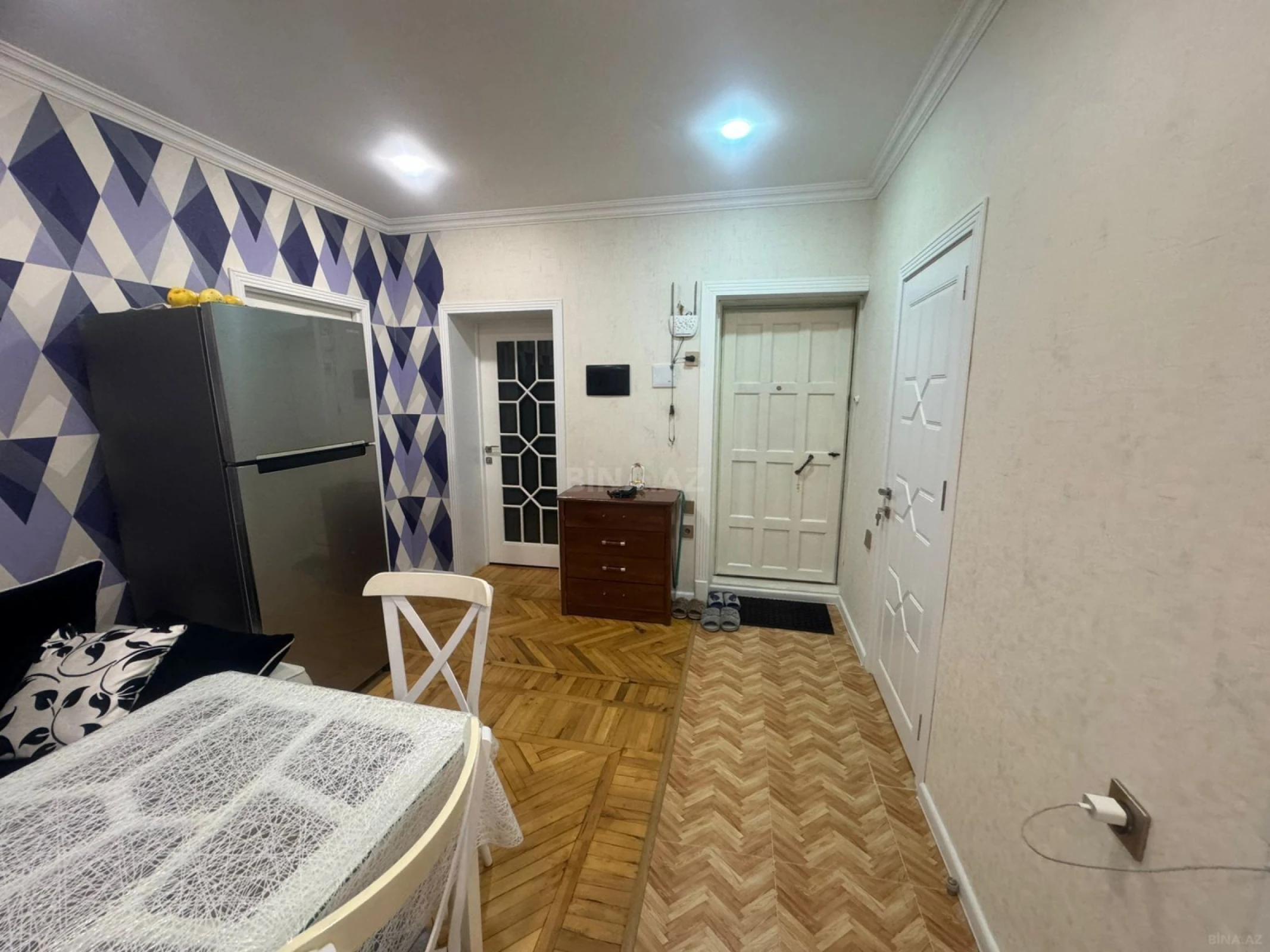 Kirayə verilir 4 otaqlı mənzil 120 m²