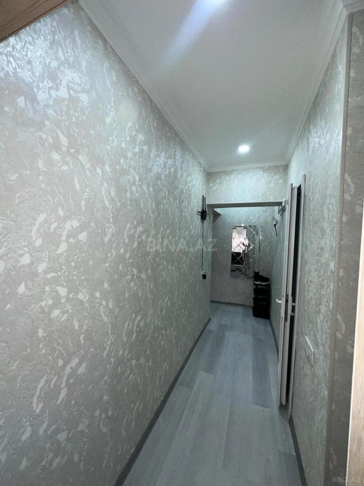 Kirayə verilir 2 otaqlı mənzil 50 m²