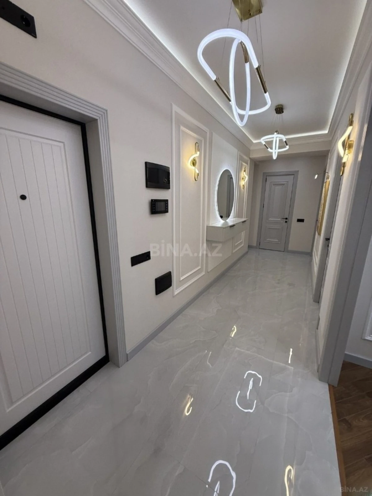 Satılır 3 otaqlı mənzil 87 m²