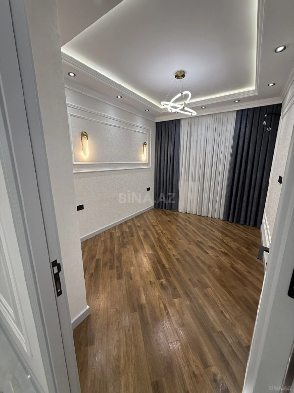 Satılır 3 otaqlı mənzil 87 m²