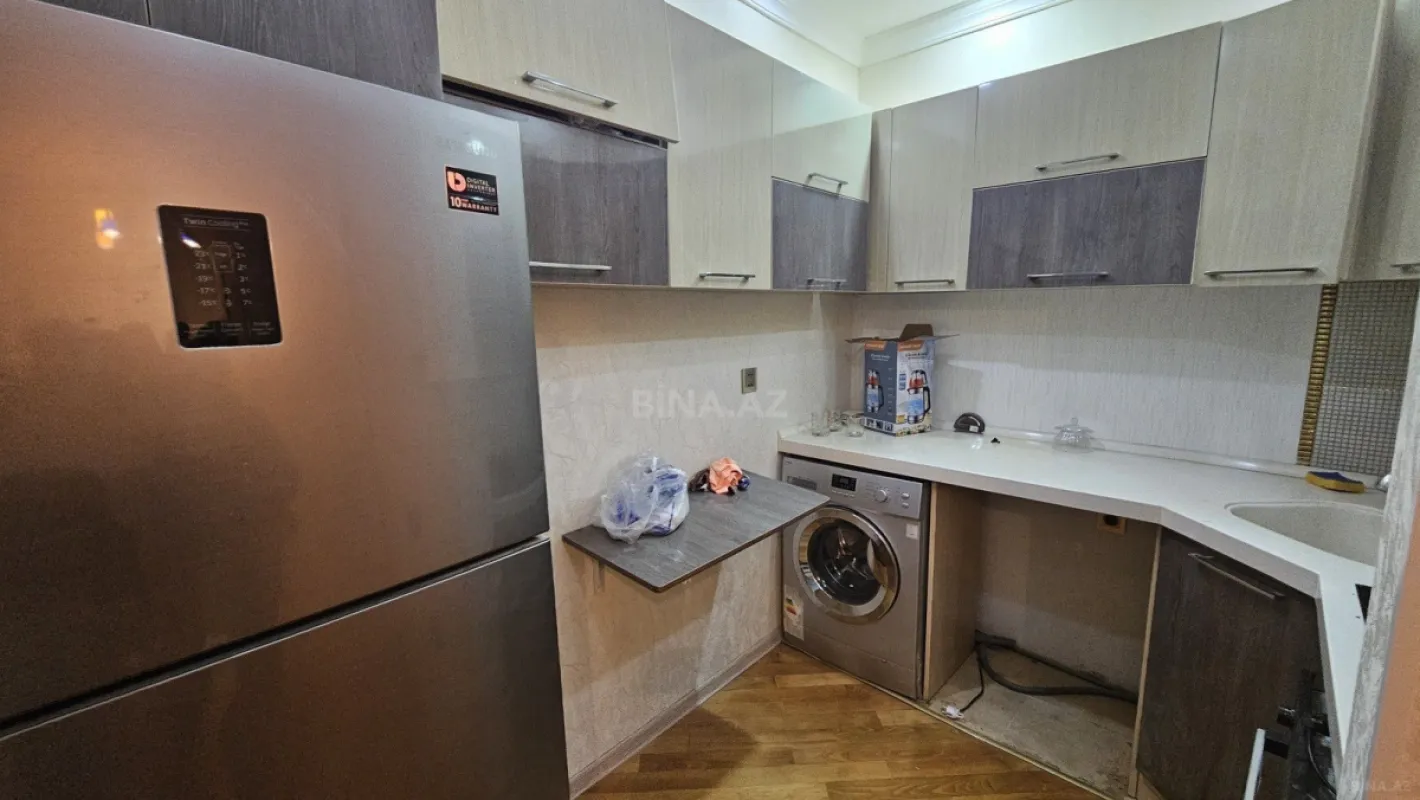 Satılır 3 otaqlı mənzil 101 m²