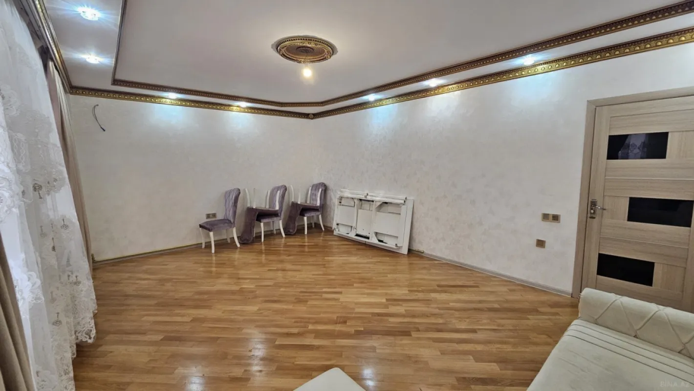 Satılır 3 otaqlı mənzil 101 m²