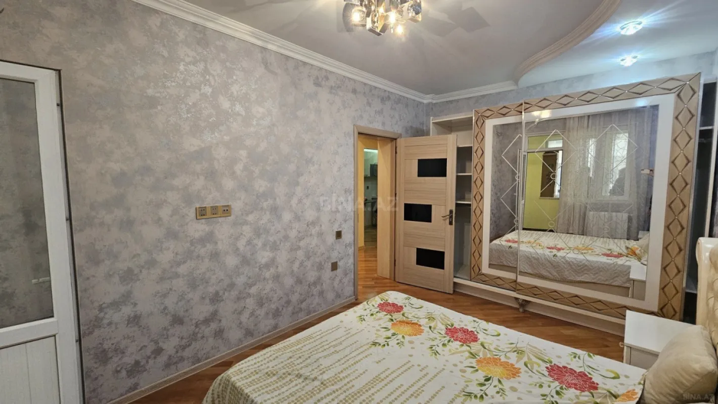 Satılır 3 otaqlı mənzil 101 m²
