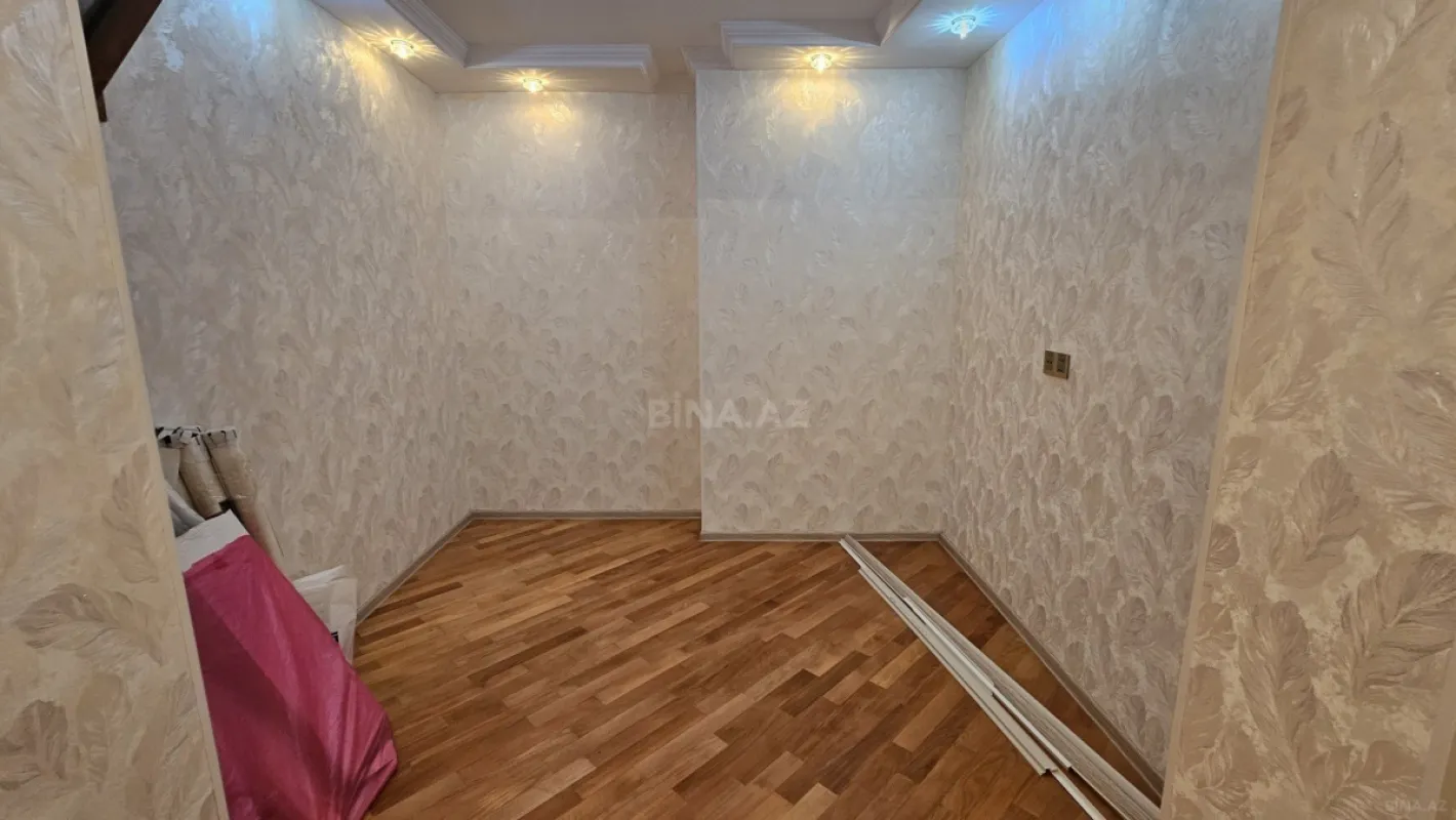 Satılır 3 otaqlı mənzil 101 m²
