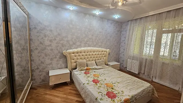 Satılır 3 otaqlı mənzil 101 m²