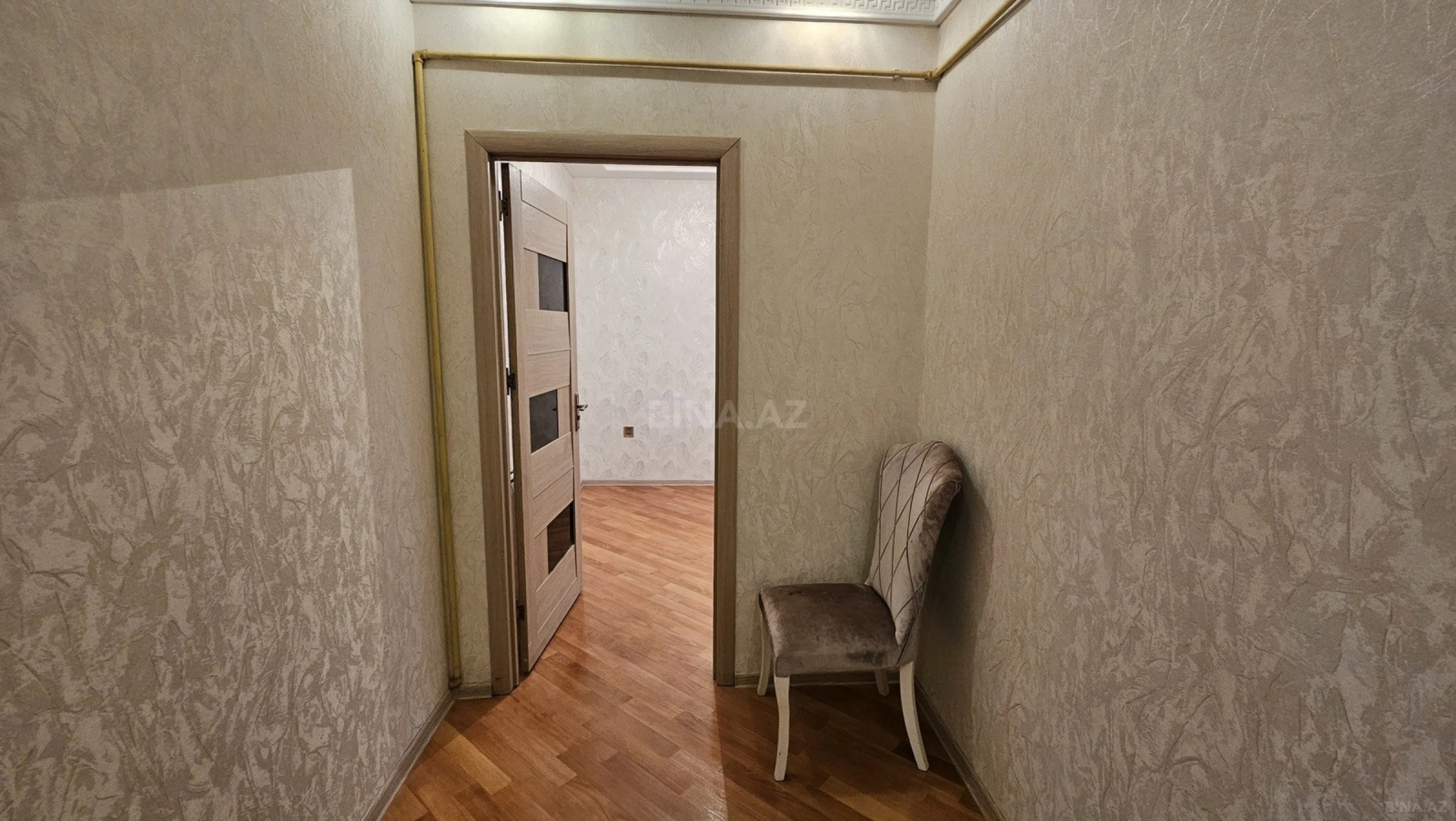 Satılır 3 otaqlı mənzil 101 m²