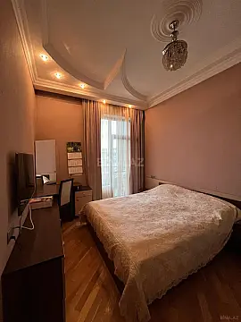 Kirayə verilir 3 otaqlı mənzil 120 m²