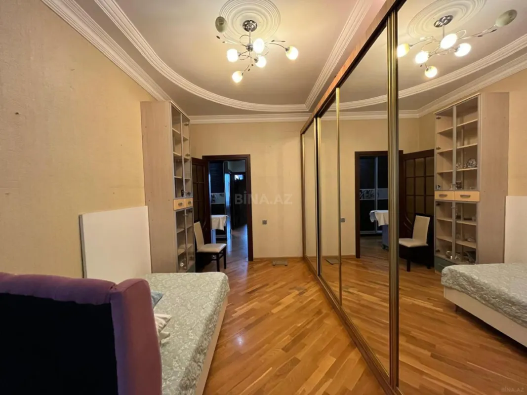Kirayə verilir 3 otaqlı mənzil 120 m²