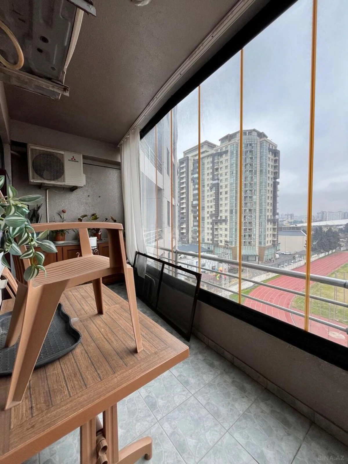 Kirayə verilir 3 otaqlı mənzil 120 m²