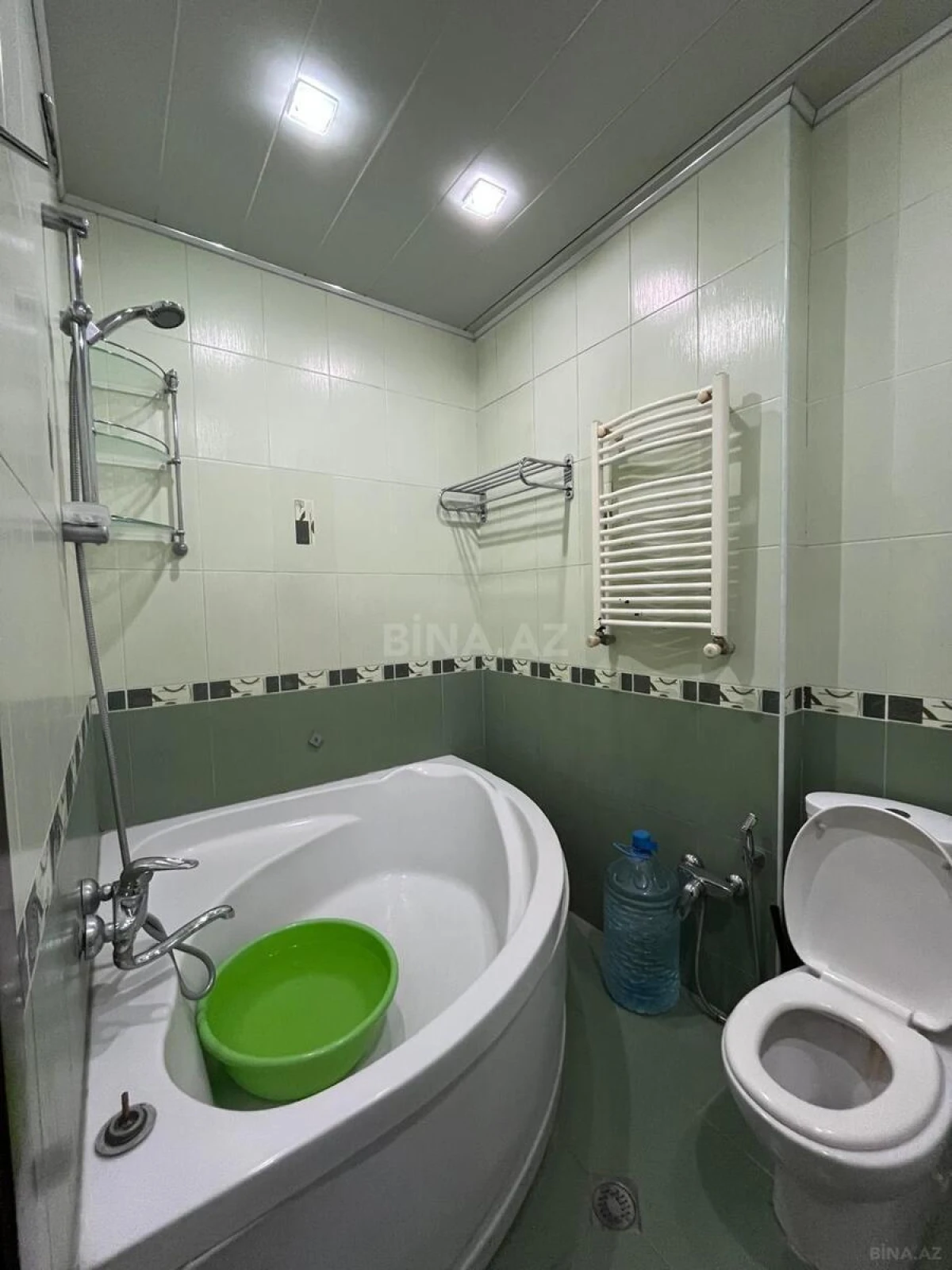 Kirayə verilir 3 otaqlı mənzil 120 m²