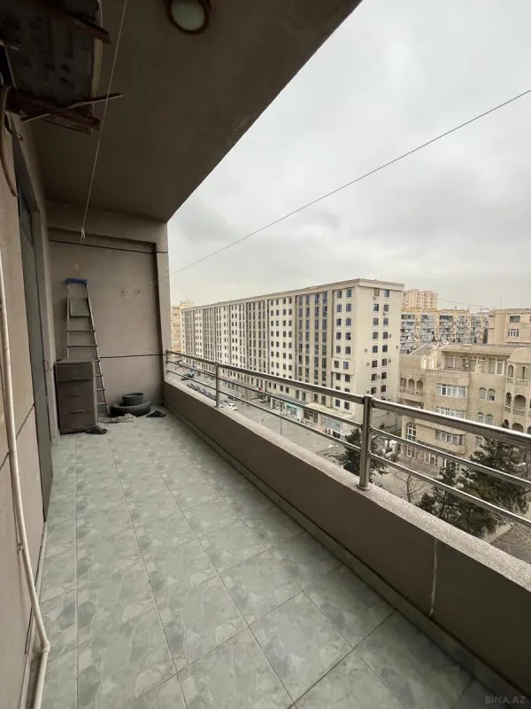 Kirayə verilir 3 otaqlı mənzil 120 m²