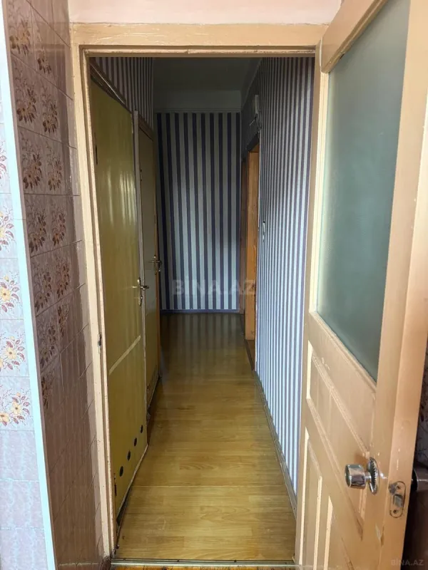 Satılır 4 otaqlı mənzil 105 m²