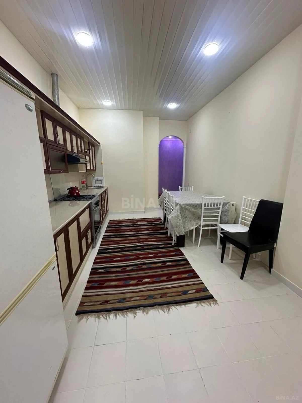 Kirayə verilir 3 otaqlı mənzil 135 m²