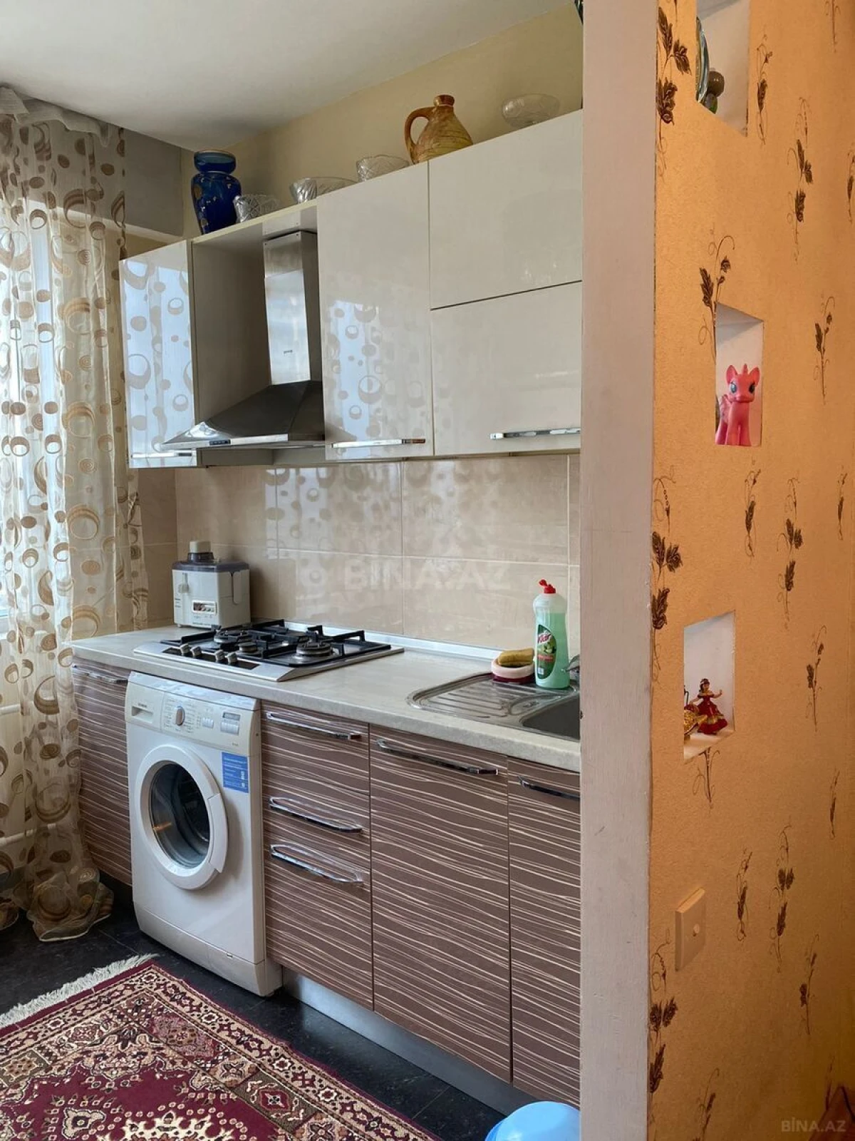 Kirayə verilir 2 otaqlı mənzil 70 m²