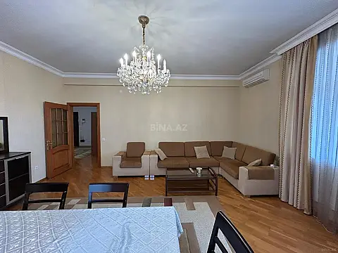Kirayə verilir 2 otaqlı mənzil 91 m²