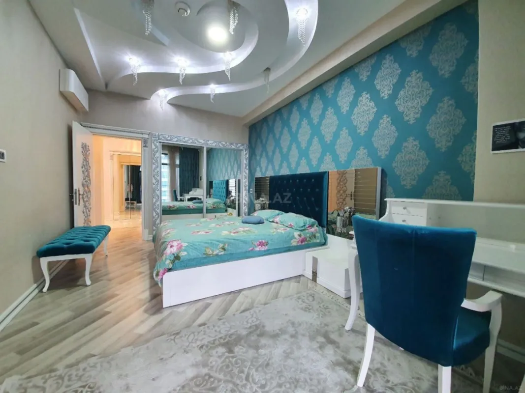 Kirayə verilir 6 otaqlı mənzil 400 m²