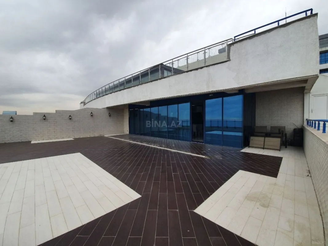 Kirayə verilir 6 otaqlı mənzil 400 m²